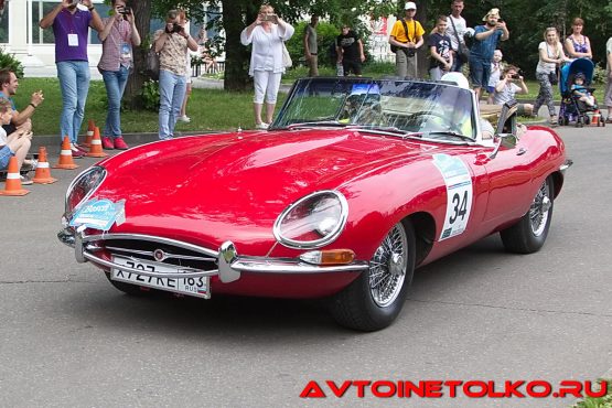 Jaguar E-type 1966 года на ралли Bosch Moskau Klassik 2018